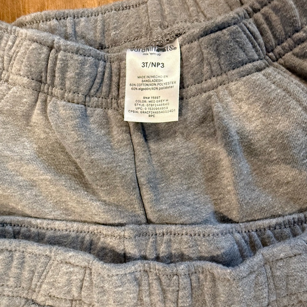 OshKosh B'gosh Heather Gray Shorts
